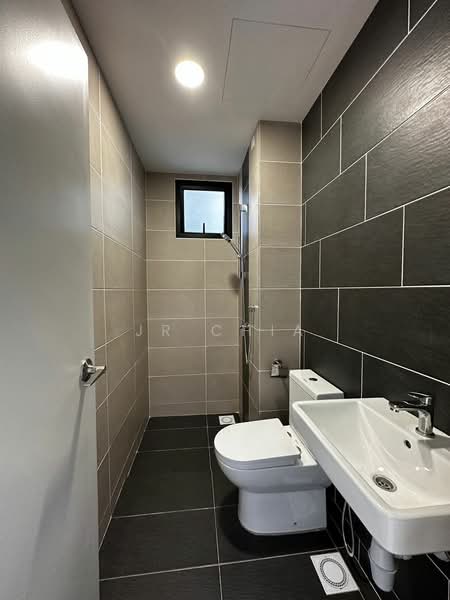 Servis Apartment untuk Disewa di Tuan Residency - JR Chia - Bathroom - PropertyGuru.com.my