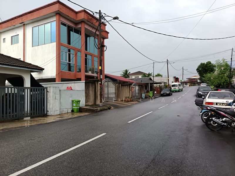Rumah Banglo untuk Dijual di Kampung Cheras Baru (Ampang) - Liew Vei Luan - Exterior - PropertyGuru.com.my
