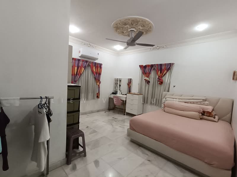 Rumah Banglo untuk Dijual di Kampung Cheras Baru (Ampang) - Liew Vei Luan - Bedroom - PropertyGuru.com.my