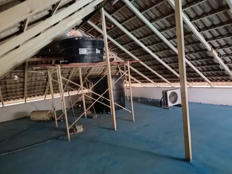 Rumah Banglo untuk Dijual di Kampung Cheras Baru (Ampang) - Liew Vei Luan - Roof - PropertyGuru.com.my