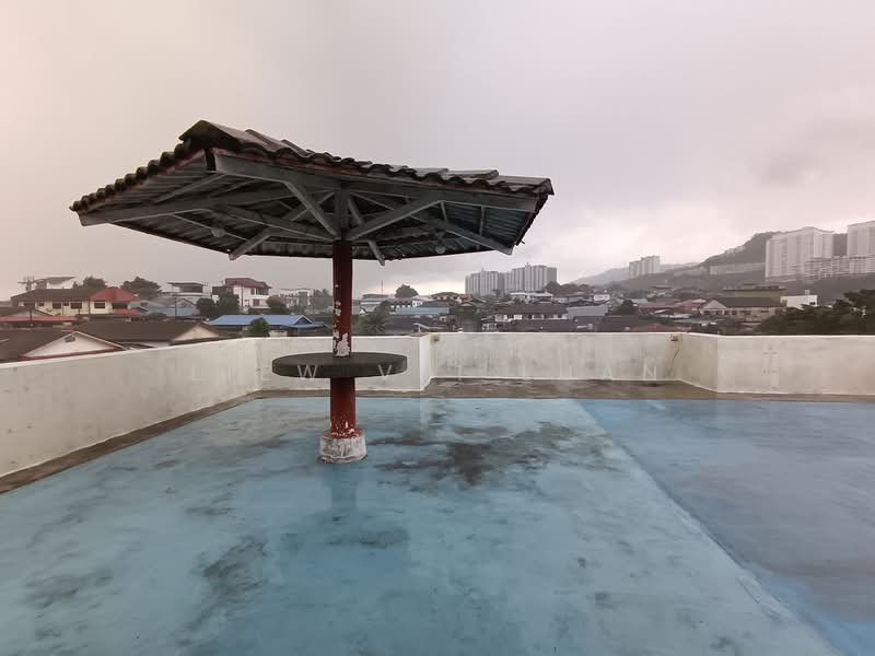 Rumah Banglo untuk Dijual di Kampung Cheras Baru (Ampang) - Liew Vei Luan - Roof - PropertyGuru.com.my