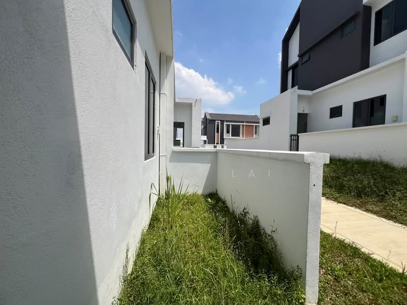 2-storey Terraced House for Sale in Bandar Gamuda Gardens (Rawang) - Nicky Lai - Exterior - PropertyGuru.com.my
