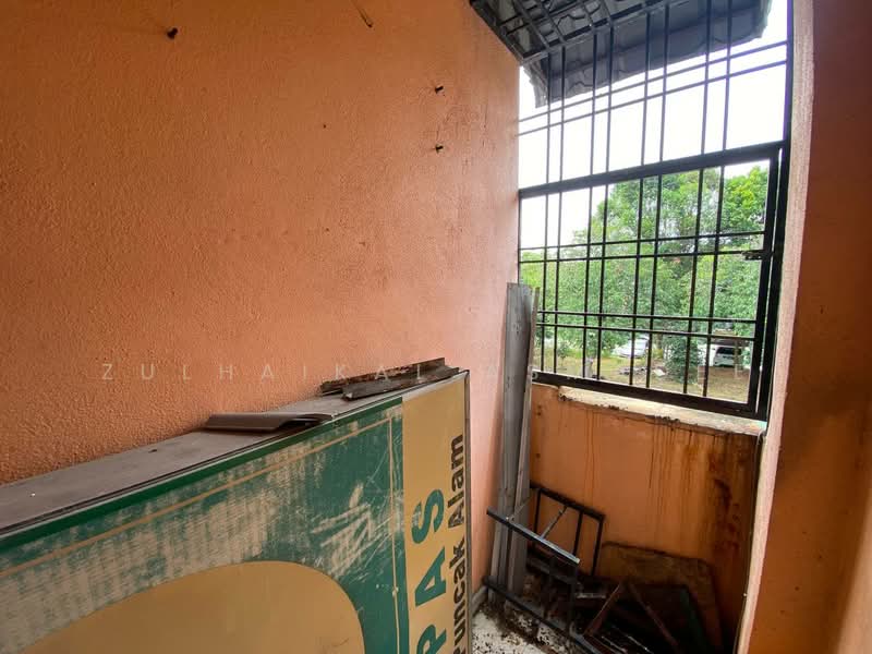 Shop / Office for Rent in Bandar Puncak Alam (Puncak Alam) - Zulhaikal Asmadee - Balcony - PropertyGuru.com.my