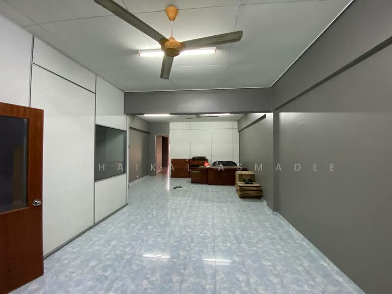Shop / Office for Rent in Bandar Puncak Alam (Puncak Alam) - Zulhaikal Asmadee - Interior - PropertyGuru.com.my