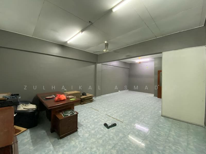 Shop / Office for Rent in Bandar Puncak Alam (Puncak Alam) - Zulhaikal Asmadee - Interior - PropertyGuru.com.my