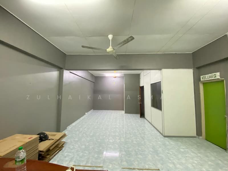 Shop / Office for Rent in Bandar Puncak Alam (Puncak Alam) - Zulhaikal Asmadee - Interior - PropertyGuru.com.my