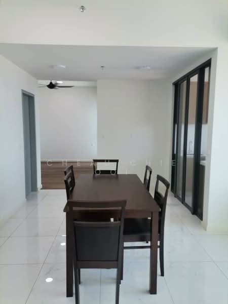 Servis Apartment untuk Disewa di Suasana @ Utropolis - Cheau Chie Ooi - Dining Room - PropertyGuru.com.my