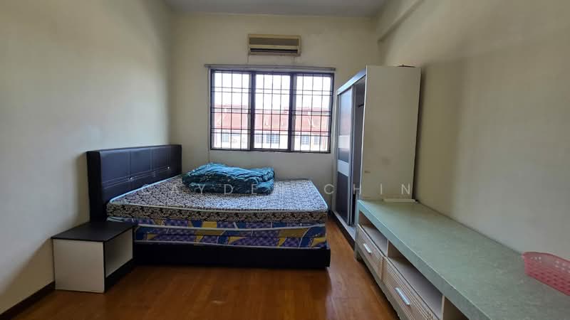 Apartment for Rent at Pangsapuri Waja - Cayden Chin - Bedroom - PropertyGuru.com.my