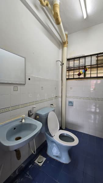 Apartment for Rent at Pangsapuri Waja - Cayden Chin - Bathroom - PropertyGuru.com.my