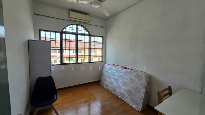 Apartment for Rent at Pangsapuri Waja - Cayden Chin - Bedroom - PropertyGuru.com.my