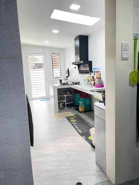 Terraced House for Sale in Bukit Rahman Putra (Sungai Buloh) - Peggy Yong - Kitchen - PropertyGuru.com.my