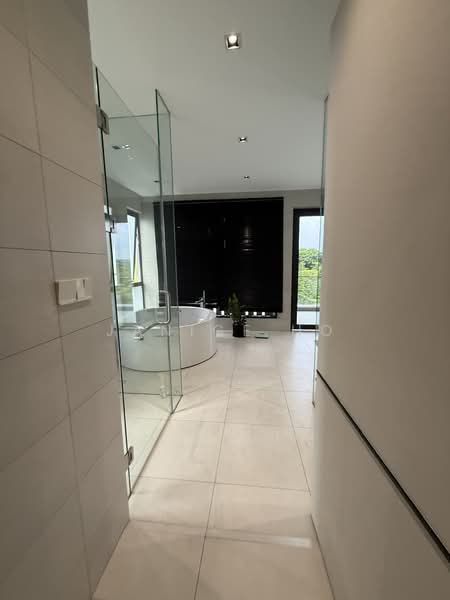 Rumah Berkembar untuk Dijual di Bandar Gamuda Gardens (Rawang) - Janice Ho - Bathroom - PropertyGuru.com.my