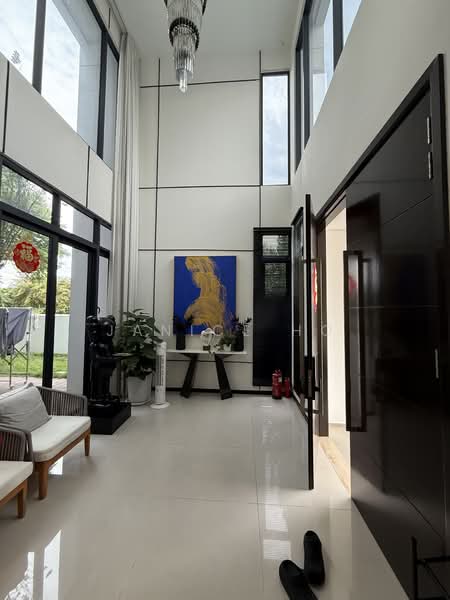 Rumah Berkembar untuk Dijual di Bandar Gamuda Gardens (Rawang) - Janice Ho - Entrance - PropertyGuru.com.my