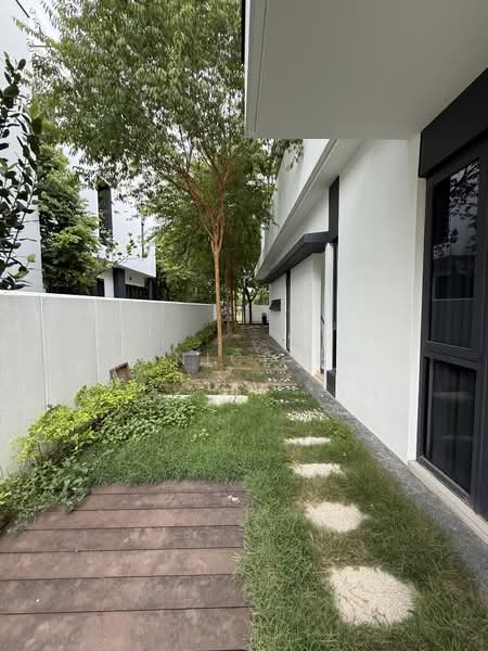 Rumah Berkembar untuk Dijual di Bandar Gamuda Gardens (Rawang) - Janice Ho - Exterior - PropertyGuru.com.my