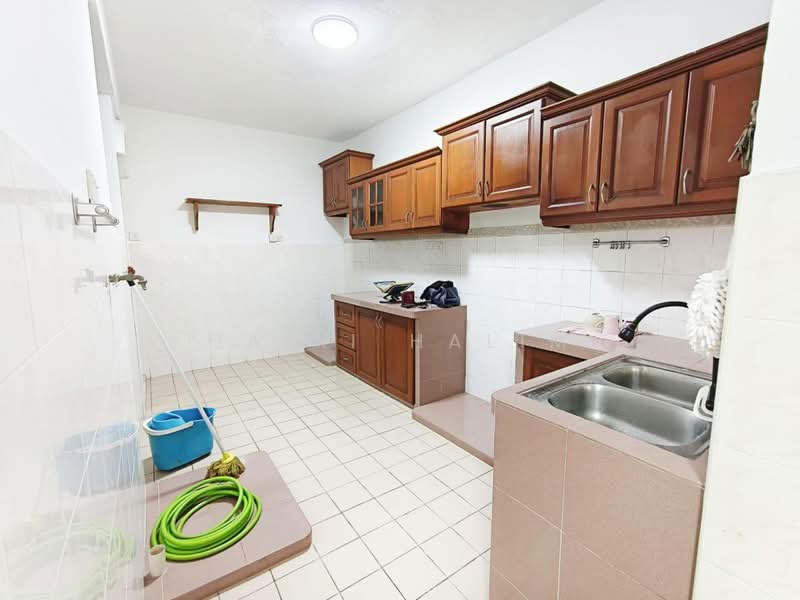 Rumah Teres 2 Tingkat untuk Dijual di Berjaya Park (Shah Alam) - Hairi Halim - PropertyGuru.com.my