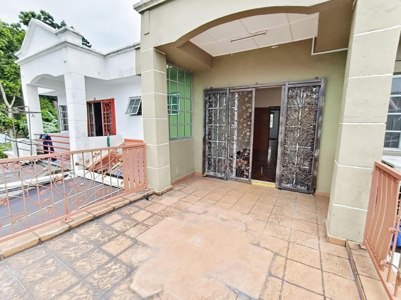 Rumah Teres 2 Tingkat untuk Dijual di Berjaya Park (Shah Alam) - Hairi Halim - PropertyGuru.com.my