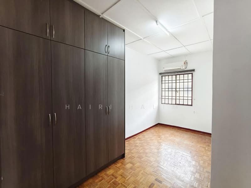 Rumah Teres 2 Tingkat untuk Dijual di Berjaya Park (Shah Alam) - Hairi Halim - PropertyGuru.com.my
