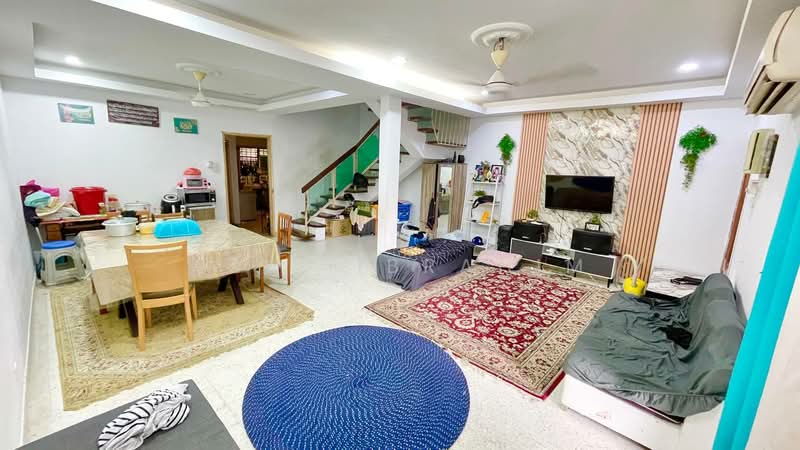 Rumah Teres 2 Tingkat untuk Dijual di Pandan Jaya (Ampang) - Azli Ibrahim - Living Room - PropertyGuru.com.my