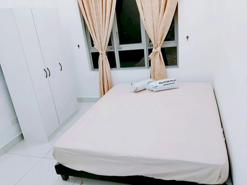 Kondominium untuk Dijual di Hon Residensi @ City Garden Commercial Centre - Azli Ibrahim - Bedroom - PropertyGuru.com.my