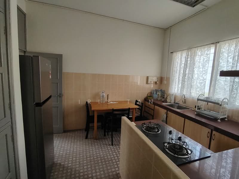 Bungalow for Sale in Bukit Gelugor (Gelugor) - Iris Tan - PropertyGuru.com.my