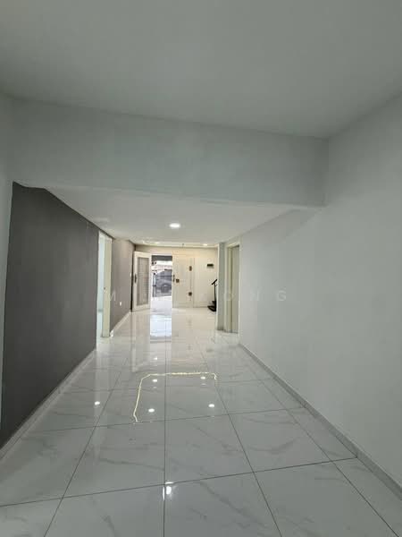 Terraced House for Sale in Taman Mount Austin (Tebrau) - Min Kong - Corridor - PropertyGuru.com.my