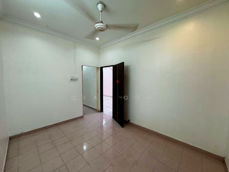 1-storey Terraced House for Sale in Taman Jelutong (Jelutong) - Qyan Goh - Interior - PropertyGuru.com.my