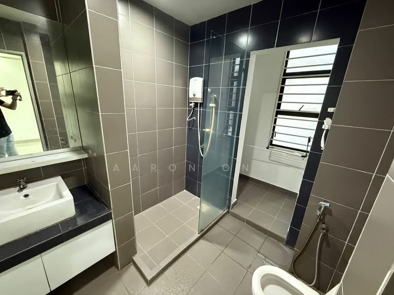 Service Residence for Rent at Hedgeford 10 Residences - Aaron Ong - Bathroom - PropertyGuru.com.my