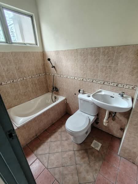 Apartment for Rent at Pelangi Heights - Simon Kow - Bathroom - PropertyGuru.com.my
