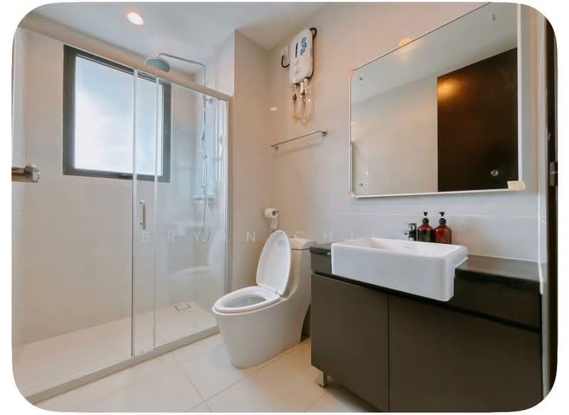 Condominium for Sale at Bay Point @ Country Garden Danga Bay - Bryan Chiew - Bathroom - PropertyGuru.com.my