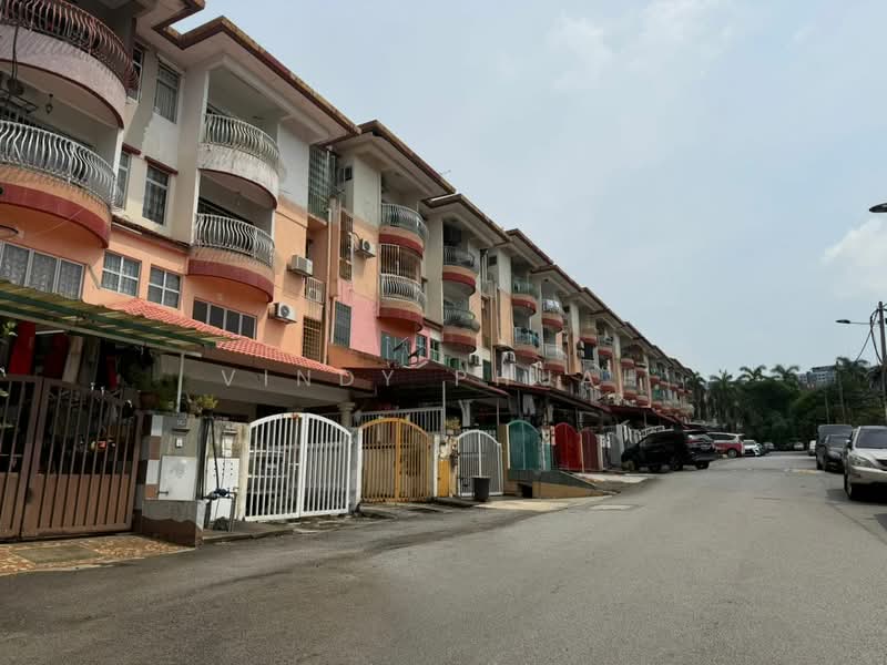 Townhouse for Sale in Taman Lagenda Mas (Cheras) - Vindy Phuah - Exterior - PropertyGuru.com.my