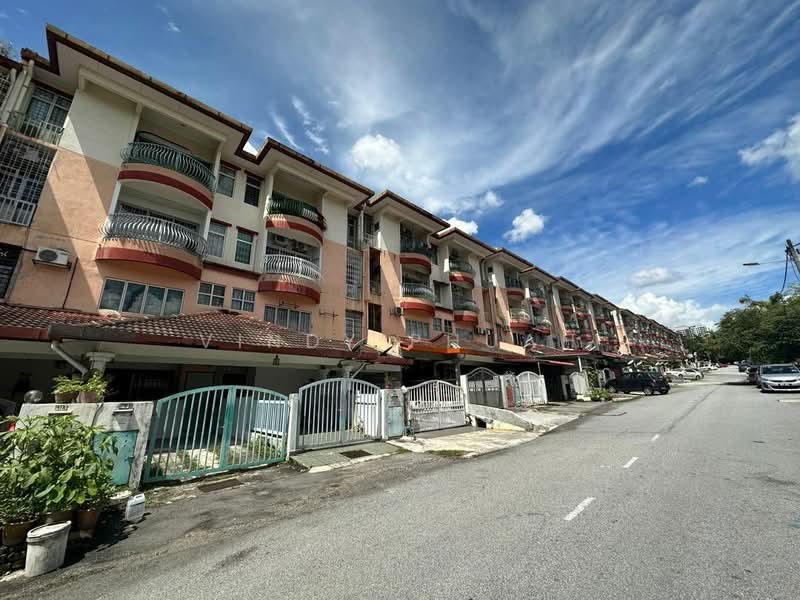 Townhouse for Sale in Taman Lagenda Mas (Cheras) - Vindy Phuah - Exterior - PropertyGuru.com.my