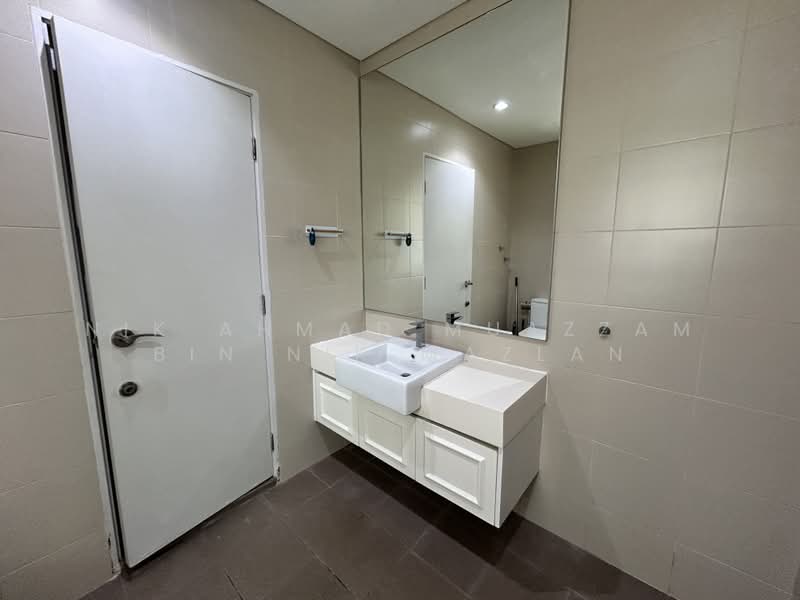 Service Residence for Rent at Parisien Tower - Nik Ahmad Muazzam Bin Nik Mazlan - Bathroom - PropertyGuru.com.my