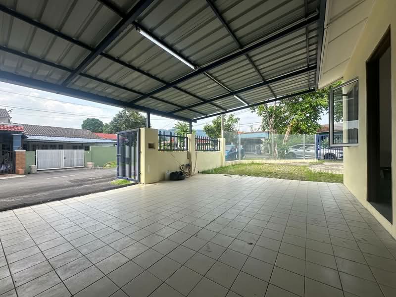Rumah Teres 1 Tingkat untuk Dijual di Ampang Jaya (Ampang) - Azli Ibrahim - Exterior - PropertyGuru.com.my