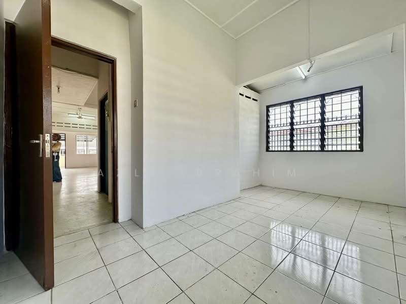 Rumah Teres 1 Tingkat untuk Dijual di Ampang Jaya (Ampang) - Azli Ibrahim - Interior - PropertyGuru.com.my
