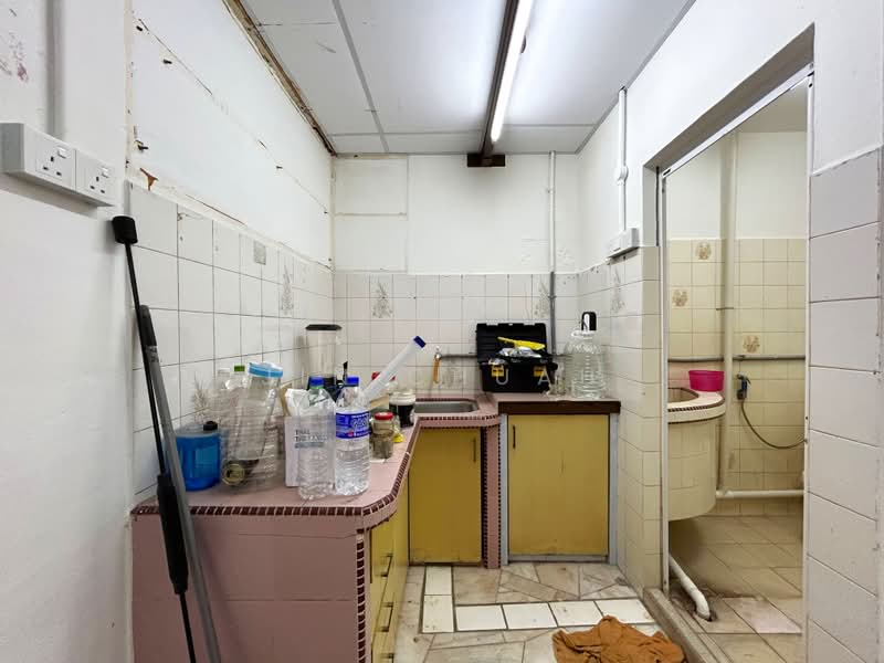 Rumah Kluster untuk Dijual di Sungai Pinang (Jelutong) - Jin Chuah - Kitchen - PropertyGuru.com.my