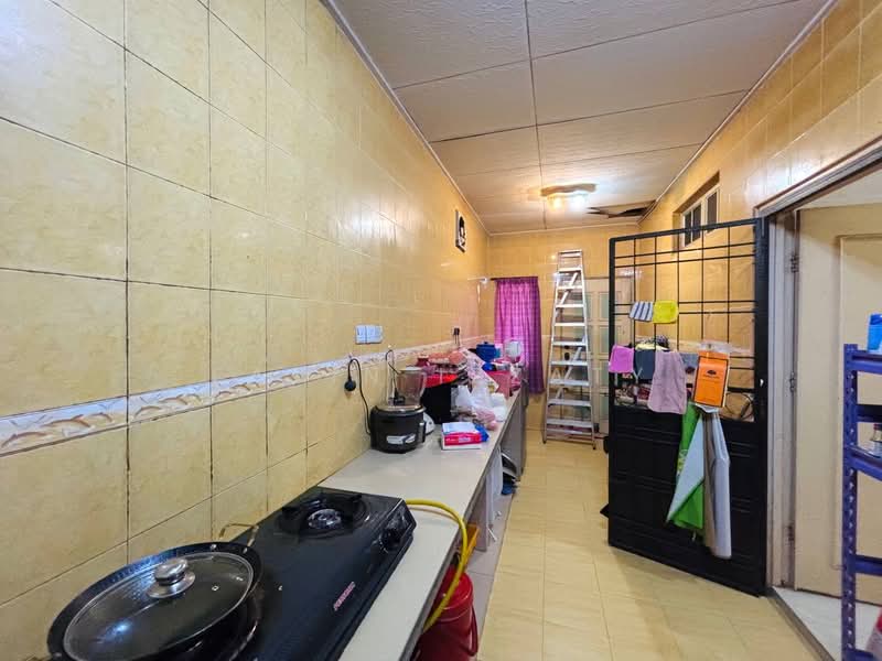 Rumah Berkembar untuk Dijual di Bandar Putra (Kulai) - Fatin Izzaty - PropertyGuru.com.my