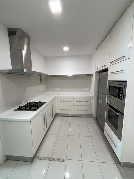 Condominium for Rent at Kiaramas Ayuria - Lachman Mulchandani - Dry Kitchen - PropertyGuru.com.my
