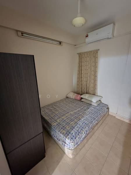 Apartment for Rent at Bayu Puteri 3 - Roy Yap - Bedroom - PropertyGuru.com.my