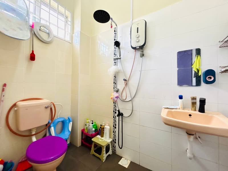 Rumah Berkembar untuk Dijual di Tangkak (Johor) - Fatin Izzaty - PropertyGuru.com.my