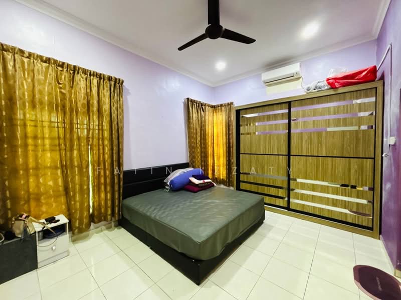Rumah Berkembar untuk Dijual di Tangkak (Johor) - Fatin Izzaty - PropertyGuru.com.my
