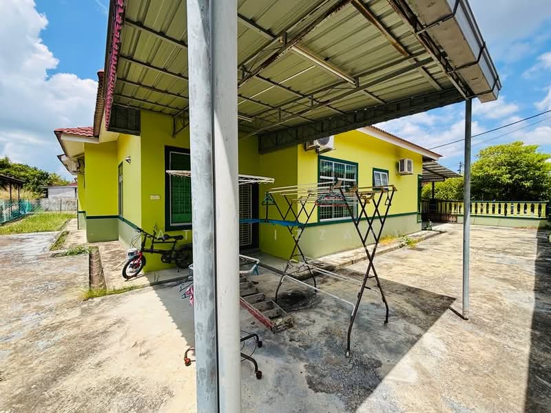 Rumah Berkembar untuk Dijual di Tangkak (Johor) - Fatin Izzaty - PropertyGuru.com.my