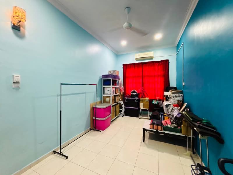 Rumah Berkembar untuk Dijual di Tangkak (Johor) - Fatin Izzaty - PropertyGuru.com.my