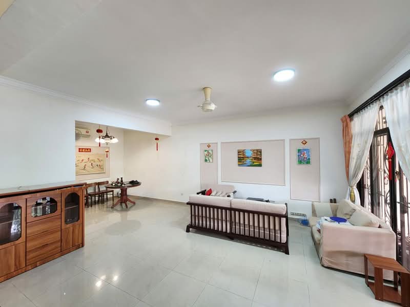 2-storey Terraced House for Rent in Permas Jaya (Johor) - Roy Yap - Living Room - PropertyGuru.com.my