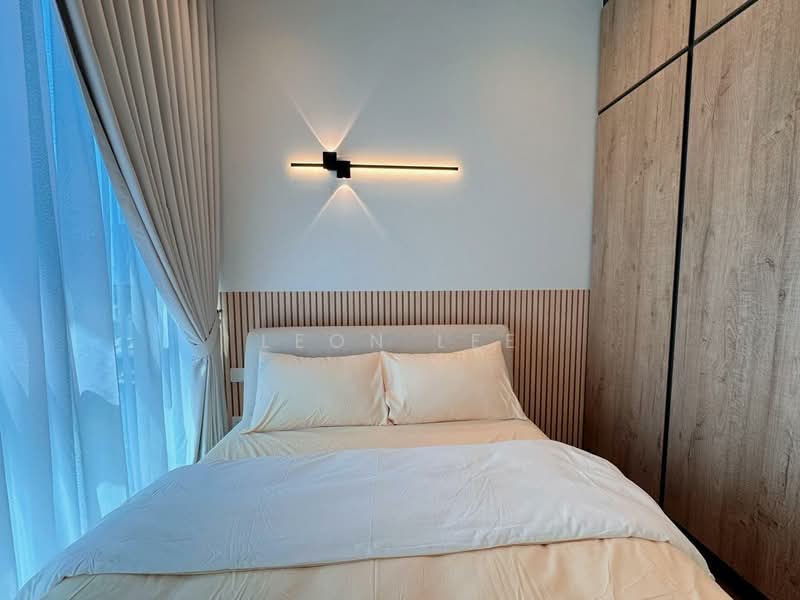 Kediaman Servis untuk Dijual di 10 Stonor - Leon Lee - Bedroom - PropertyGuru.com.my
