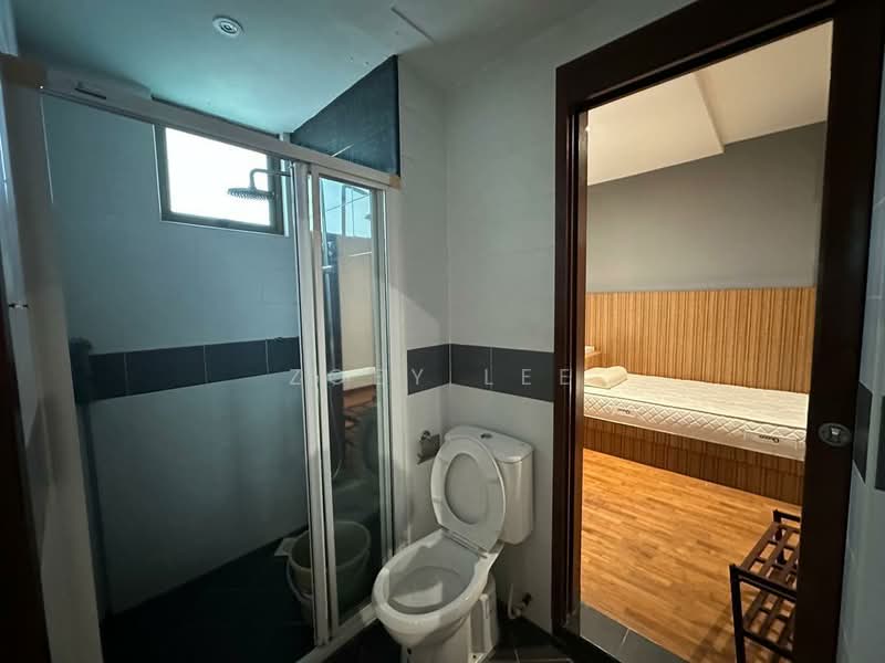Apartment for Sale at Molek Pine 2 - Zoey Lee - Bathroom - PropertyGuru.com.my
