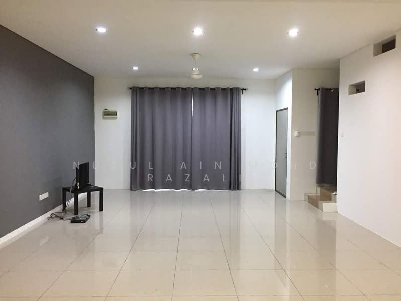 2-storey Terraced House for Sale in Taman Nusa Intan (Senawang) - Nurul Ain Mohd Razali - Living Room - PropertyGuru.com.my