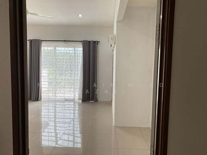 2-storey Terraced House for Sale in Taman Nusa Intan (Senawang) - Nurul Ain Mohd Razali - Living Room - PropertyGuru.com.my