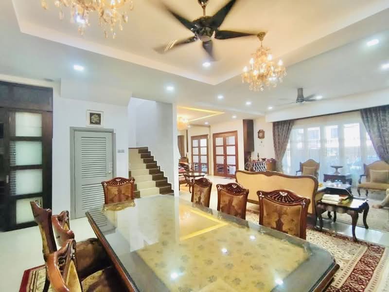 Rumah Banglo untuk Disewa di Taman Melawati (Ulu Kelang) - Erin Yusof - Dining Room - PropertyGuru.com.my