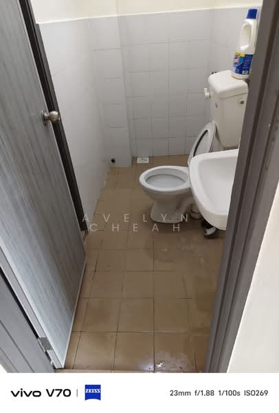 2-storey Terraced House for Sale in Taman Salak Perdana (Dengkil) - Avelyn Cheah - Bathroom - PropertyGuru.com.my