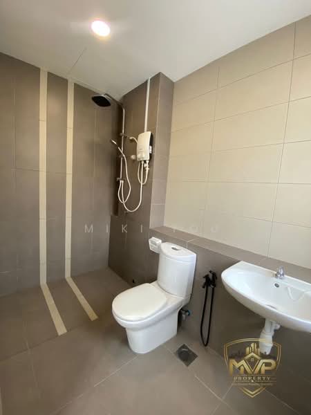 Rumah Teres 2 Tingkat untuk Disewa di Bandar Rimbayu (Telok Panglima Garang) - Miki You - Bathroom - PropertyGuru.com.my
